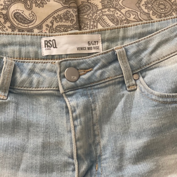 Shorts - Picture 4 of 5